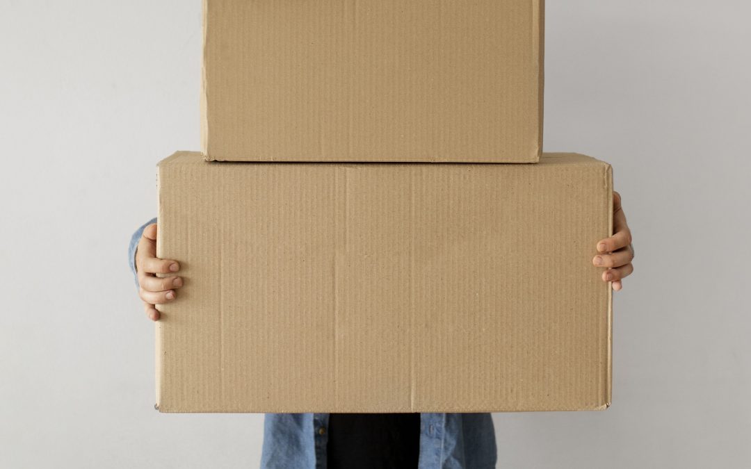 Menggunakan corrugated box untuk kirim aman adalah langkah penting bagi bisnis yang ingin menjaga kualitas produk sampai ke tangan pelanggan.